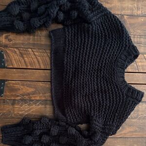 Hera Collection Black Chunky Knit Sweater